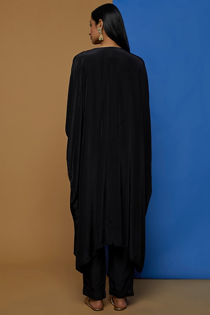 Black Hand Embroidered Kaftan Set by Rajat tangri at Pernia's Pop Up Shop