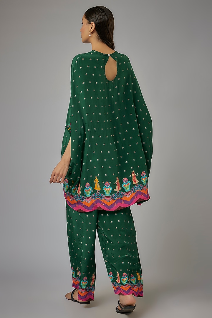 Green Crepe Printed Kaftan Set by Rajat tangri at Pernia's Pop Up Shop