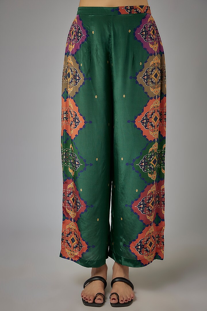Green Crepe Printed Kaftan Set by Rajat tangri at Pernia's Pop Up Shop