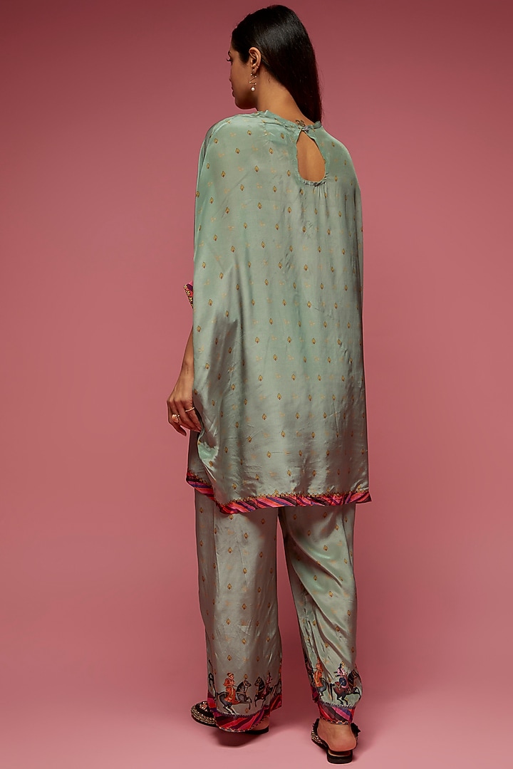 Grey Crepe Kite Kaftan Set by Rajat tangri  at Pernia's Pop Up Shop