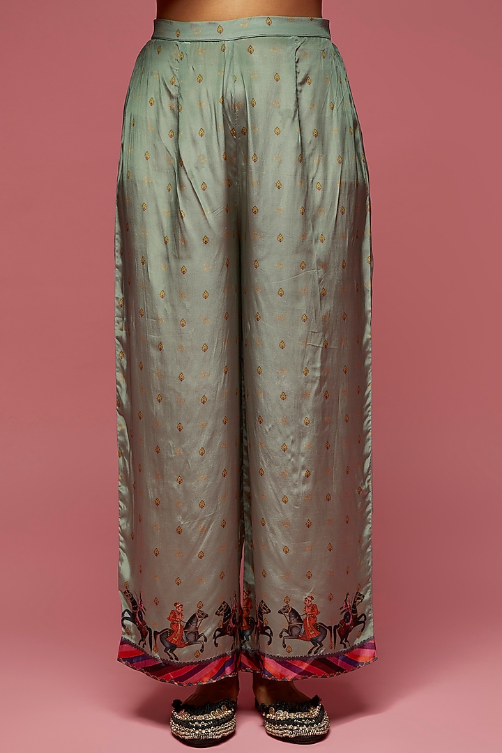 Grey Crepe Kite Kaftan Set by Rajat tangri  at Pernia's Pop Up Shop