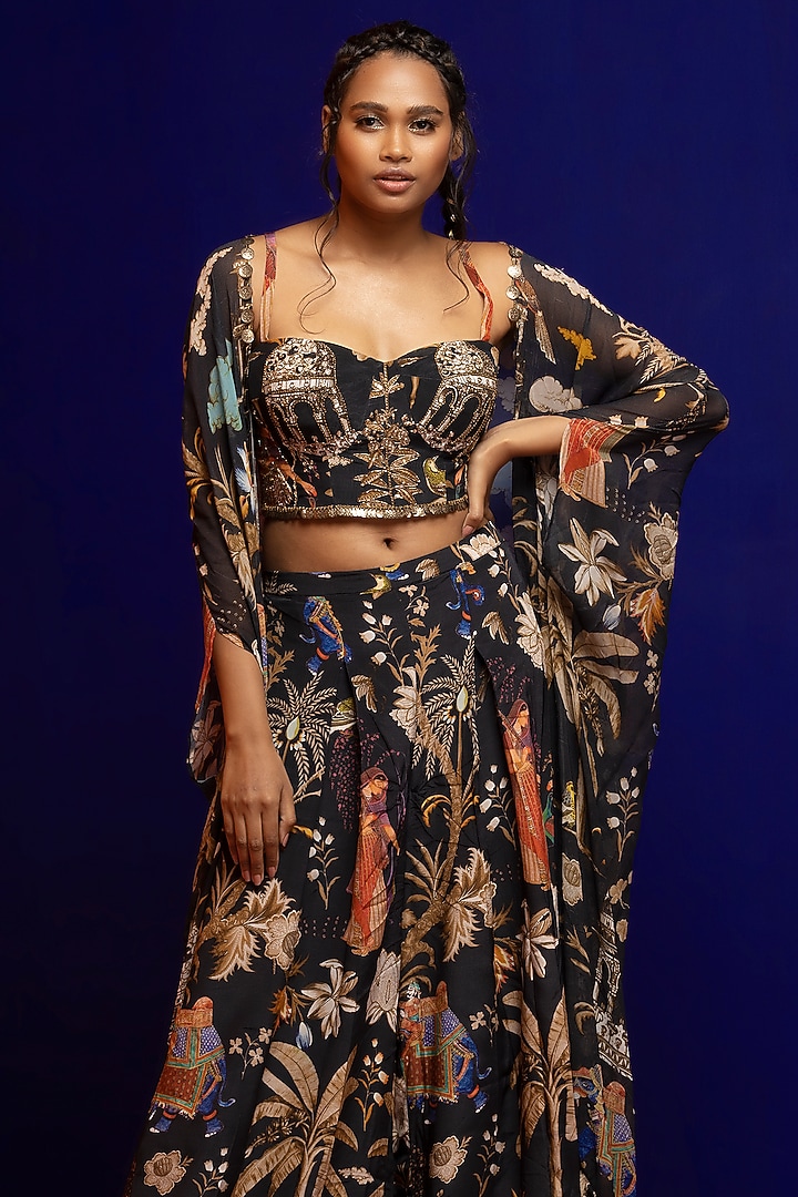 Black Printed Cape Set by Rajat tangri at Pernia's Pop Up Shop
