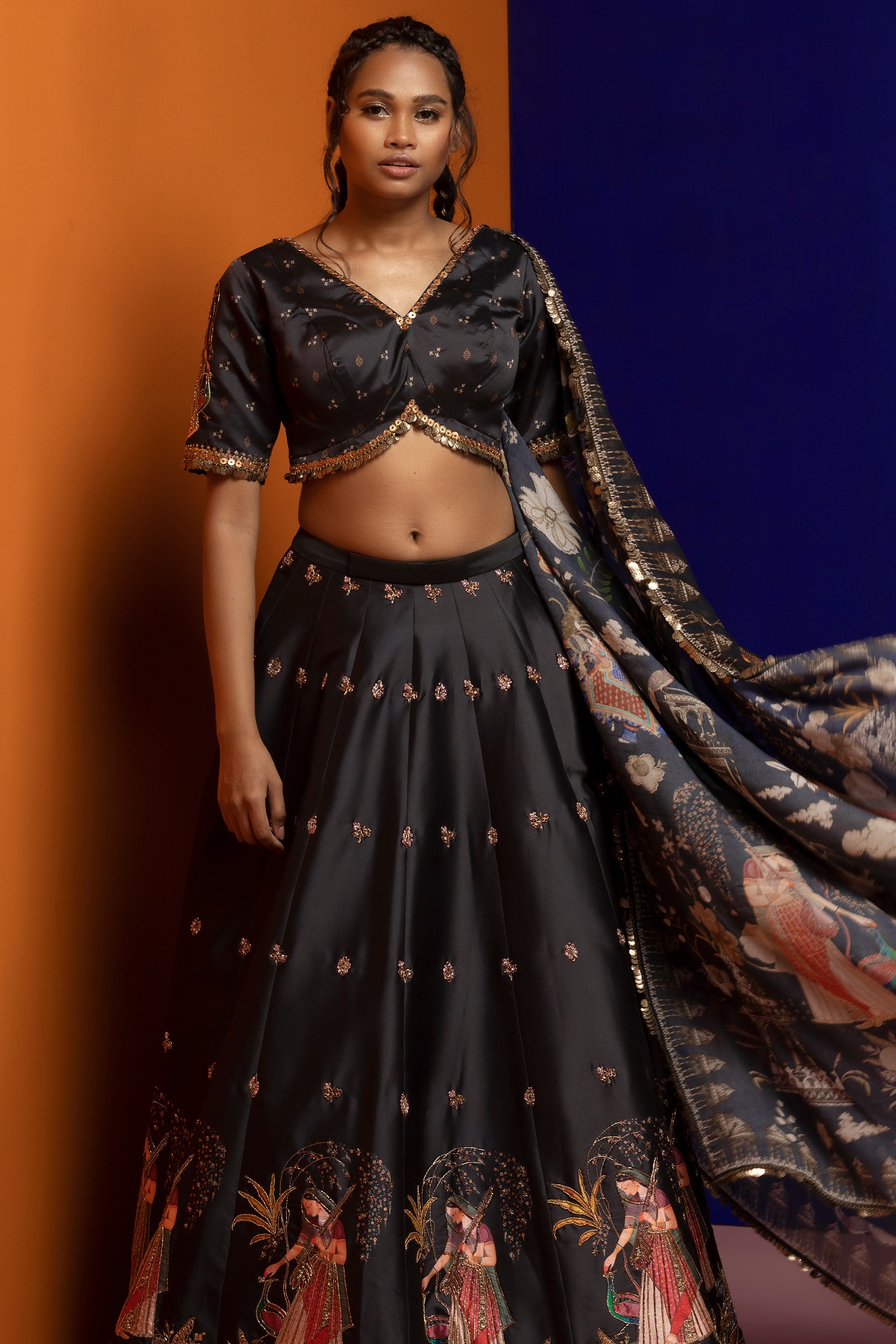 Buy Mrunalini Rao Black Artha Embroidered Lehenga Set With Cape Online |  Aza Fashions