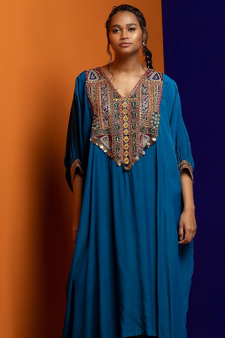 Teal Crepe Kaftan Set by Rajat tangri at Pernia's Pop Up Shop