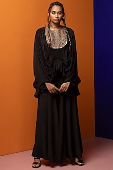 product-color-Black
