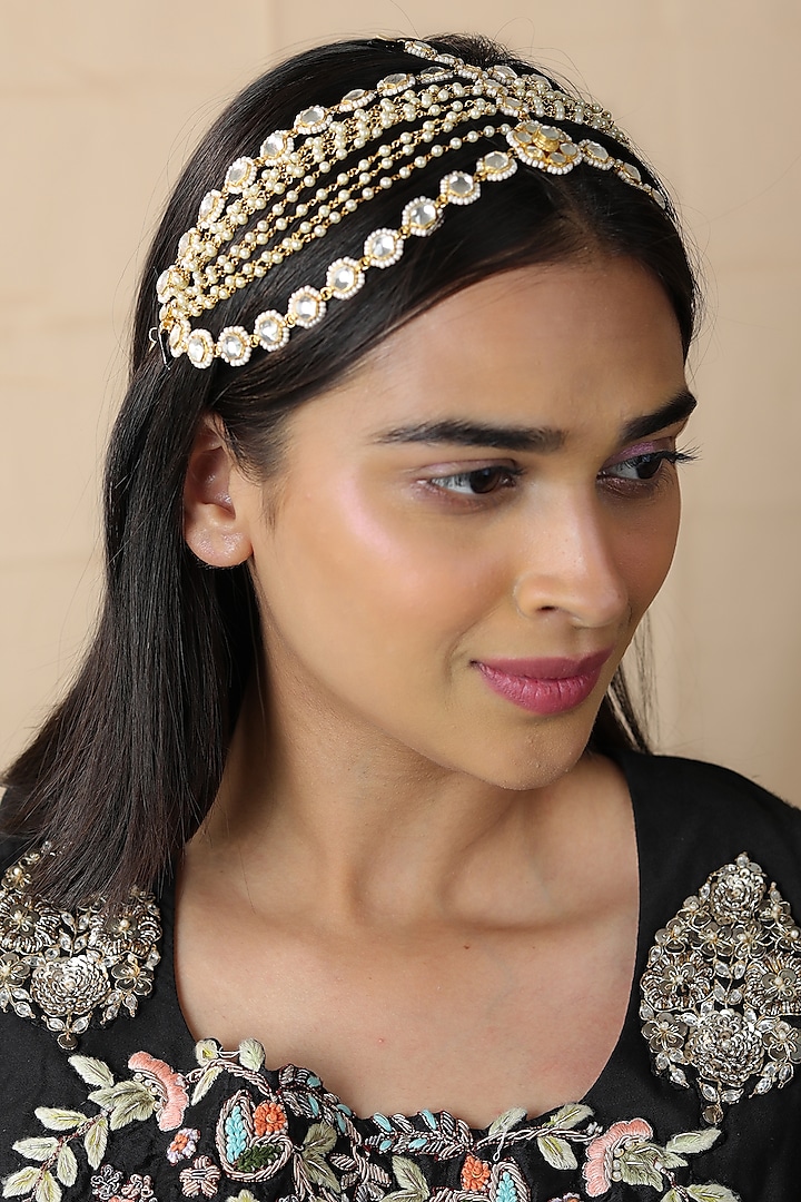 Gold Finish Jadau & Pearl Mathapatti by Riana Jewellery at Pernia's Pop Up Shop