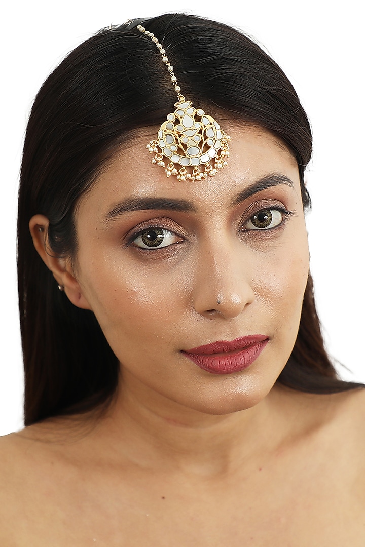 Gold Plated Maangtikka With Mother Of Pearl by Riana Jewellery at Pernia's Pop Up Shop
