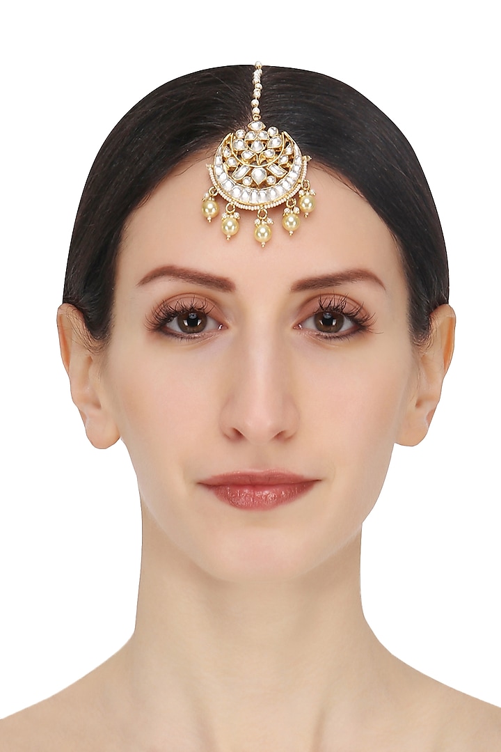 Gold Finish Jadtar Stone Round Maang Tikka by Riana Jewellery