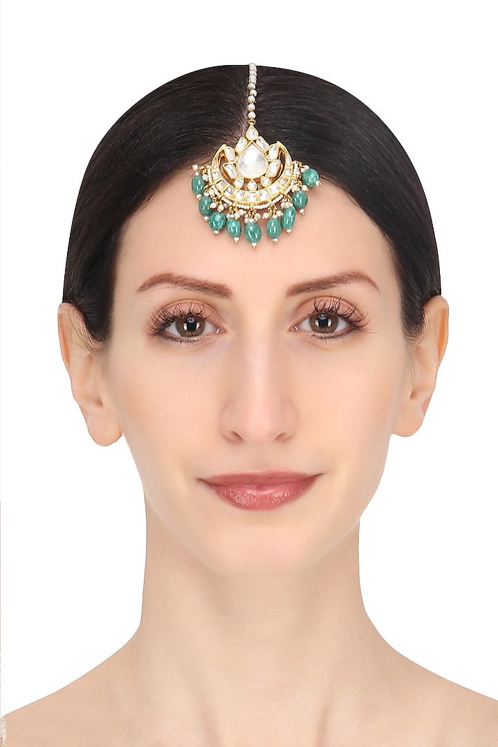Gold Plated Green Stone Round Maang Tikka by Riana Jewellery