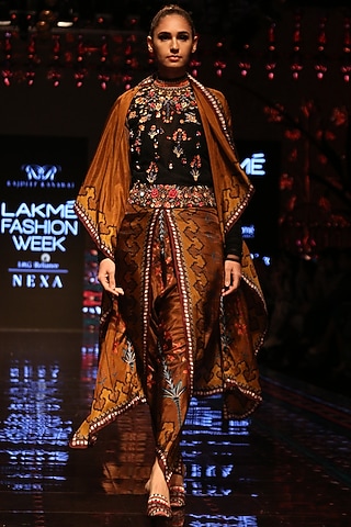 Black Embroidered T-Shirt by Rajdeep Ranawat