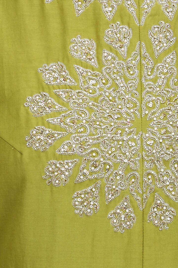 Olive green thread embroidered kurta and skirt set available only at Pernia's Pop Up Shop.