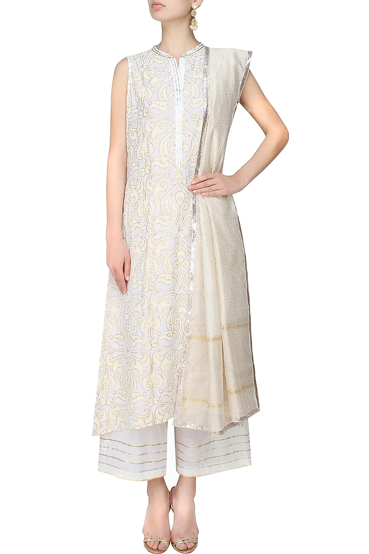 White A line hand block printed kurta with white pants and printed dupatta available only at Pernia's Pop Up Shop.