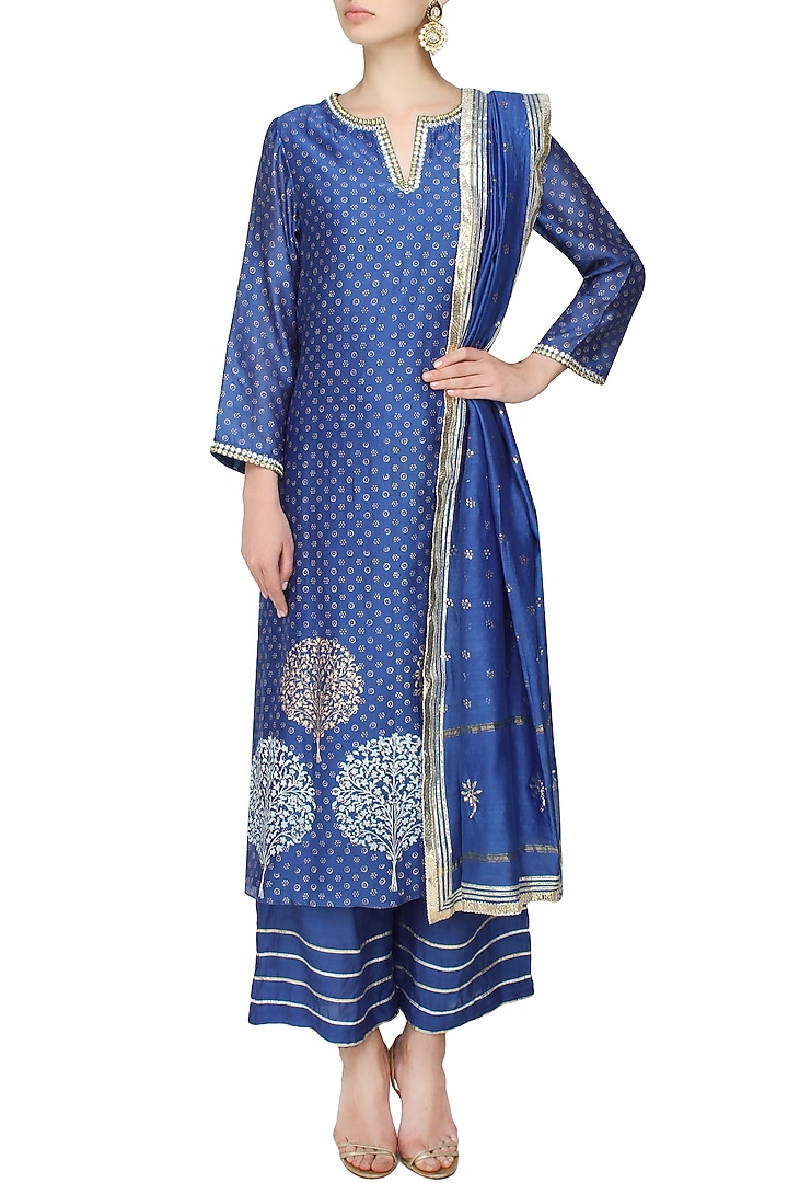 Azure A line kurta with grey straight pants and mokaish dupatta available only at Pernia's Pop Up Shop.