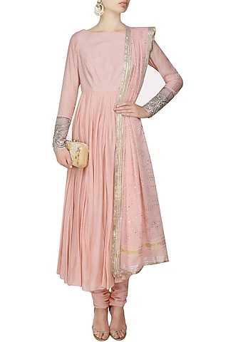 Nude pink vintage anarkali with badala mokaish dupatta by RAJH By Bani & Sheena