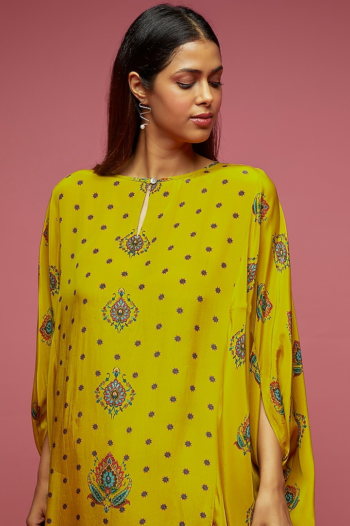Mustard Crepe Kite Kaftan Set by Rajat tangri at Pernia's Pop Up Shop