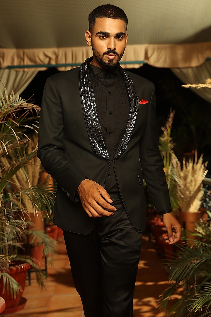 Black Wool Embroidered Tuxedo by Rohit Kamra Jaipur at Pernia's Pop Up Shop