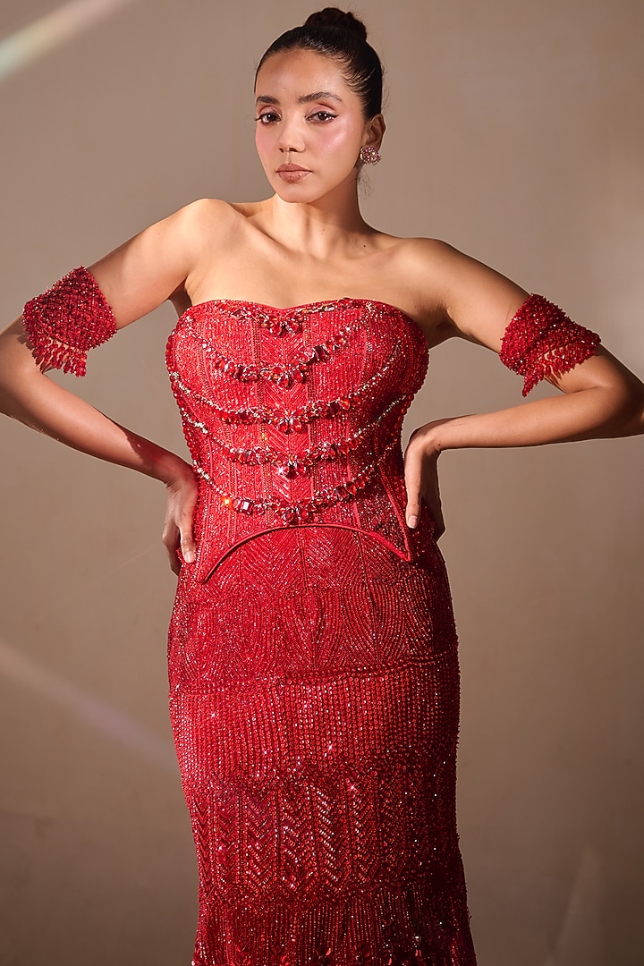 Deep Red Tulle Cutdana Embellished Mermaid Bridal Lehenga Set by Rachit Khanna at Pernia's Pop Up Shop