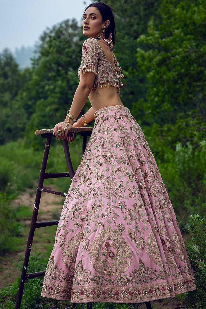 Peach Pink Tulle Zardosi Embellished Bridal Lehenga Set by Rachit Khanna at Pernia's Pop Up Shop