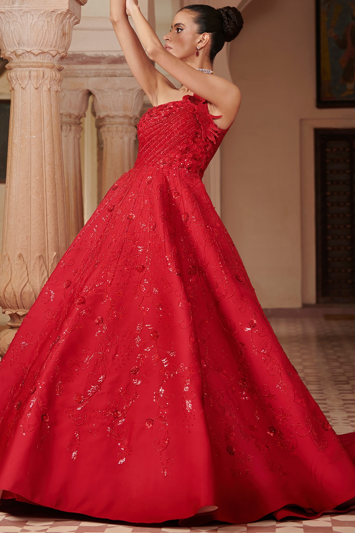 Red Wedding Dresses: 18 Lovely Options For Brides | Red wedding dresses, Red  wedding gowns, Colored wedding dresses