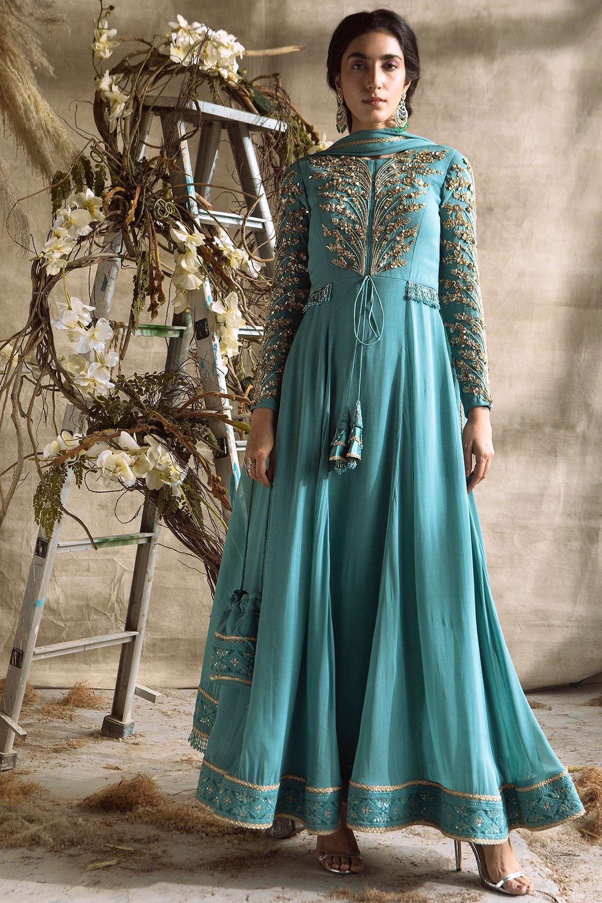 Lakhnavi anarkali outlet suits