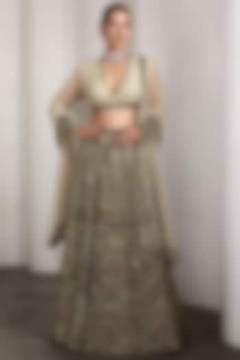 Ivory Raw Silk & Net Embellished Bridal Lehenga Set by Rocky Star at Pernia's Pop Up Shop