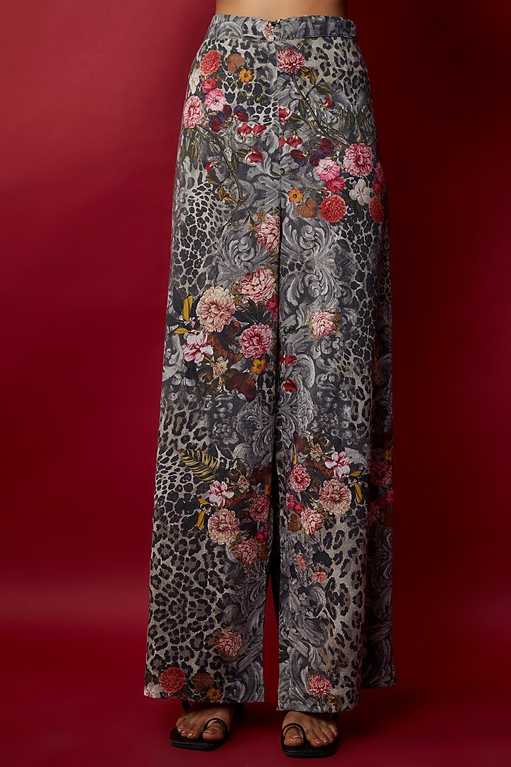 Multi-Colored Mulmul Botanical Printed & Gota Work Tunic Set by Rocky Star at Pernia's Pop Up Shop