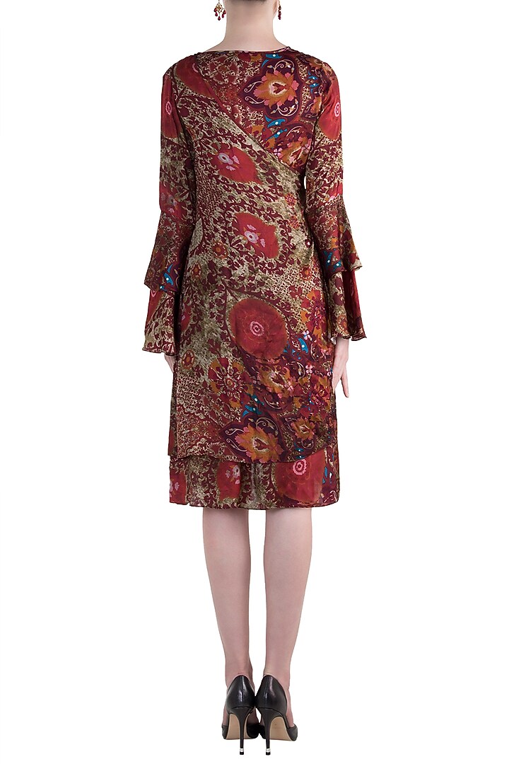 Red printed flared sleeves kaftan dress available only at Pernia's Pop Up Shop.