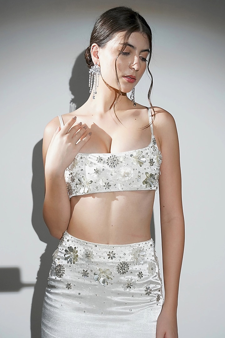 White Cotton Satin Hand Embellished Skirt Set by Realm by Vaishali at Pernia's Pop Up Shop