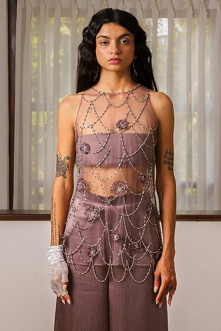 Grape Net Hand Embroidered Kurta Set by Rimple Agrawal at Pernia's Pop Up Shop