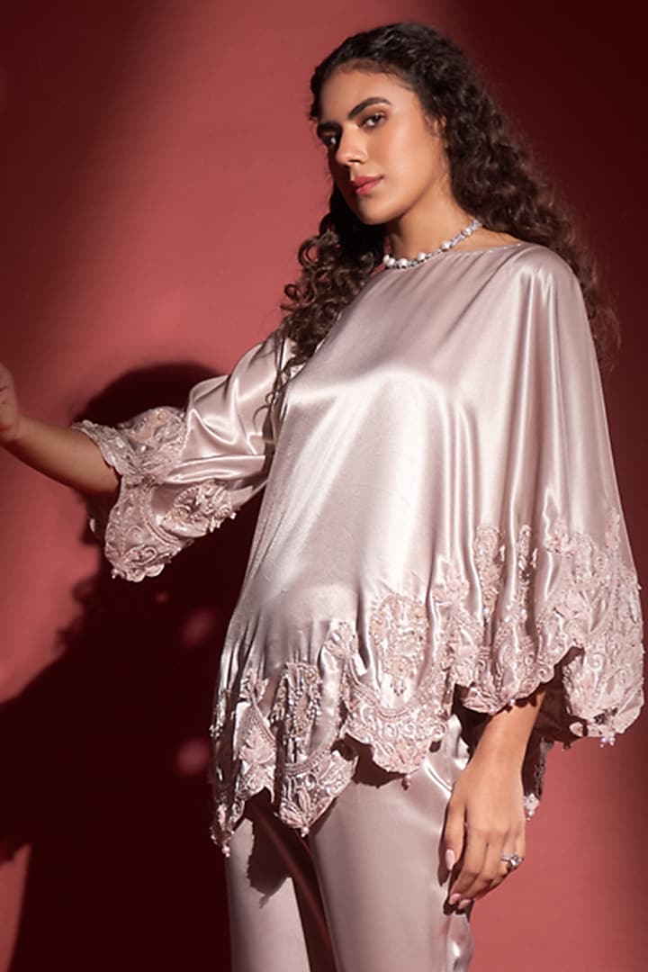 Pinkish Grey Silk Satin Hand Embroidered Kaftan Set by Rimple Agrawal at Pernia's Pop Up Shop