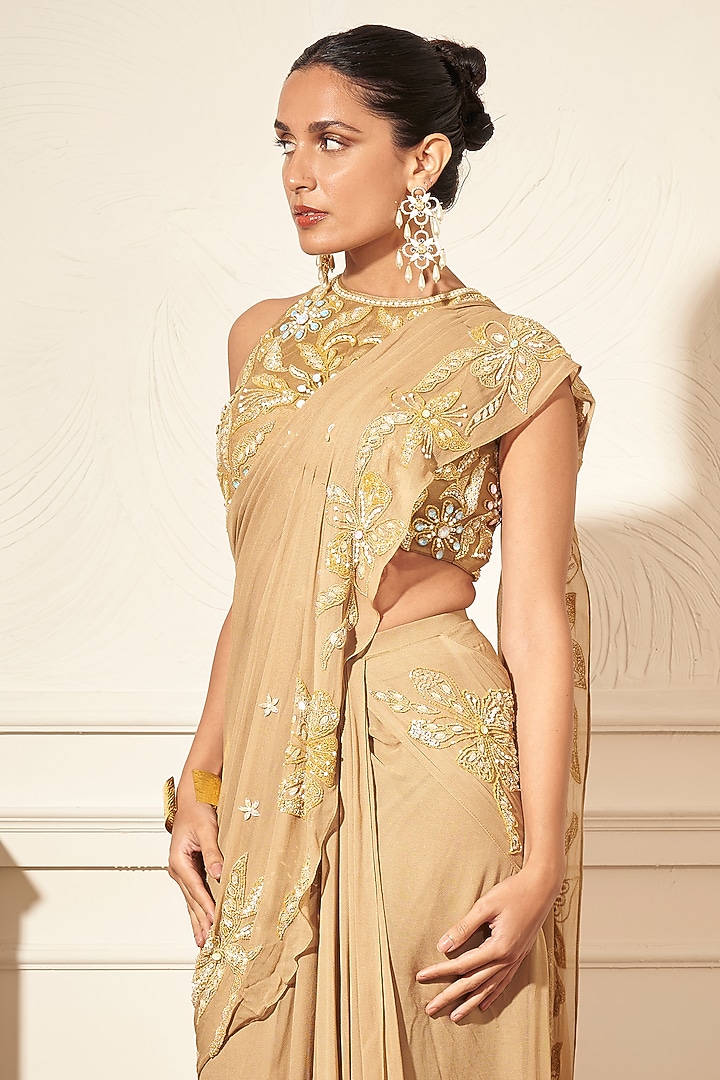 Champagne Gold Georgette & Net Pre-Draped Wedding Saree Set by Rimple Agrawal at Pernia's Pop Up Shop