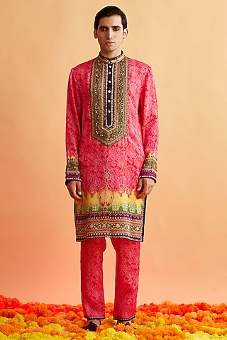 Magenta Bemberg Satin Embroidered Kurta Set by Rajdeep Ranawat Men