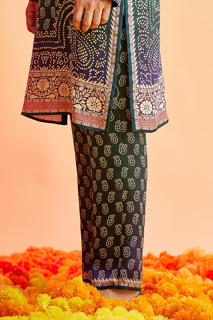 Emerald Green & Navy Bemberg Satin Embroidered Kurta Set by Rajdeep Ranawat Men at Pernia's Pop Up Shop