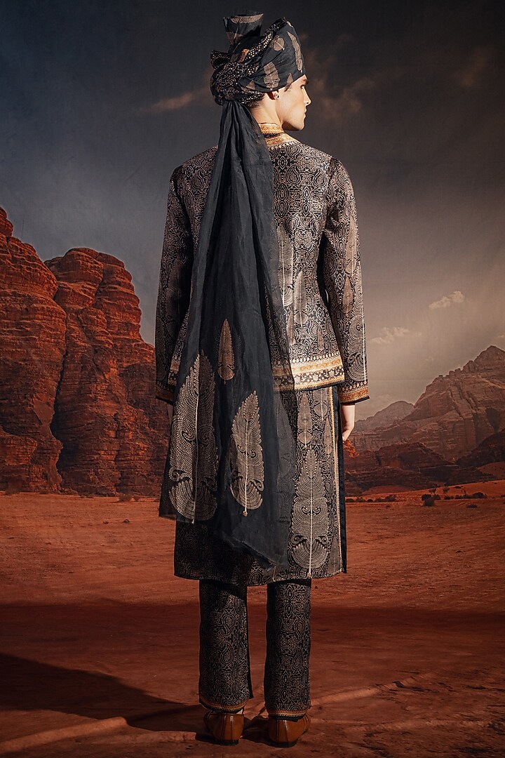 Black Dupion Silk Printed Wedding Indowestern Set by Rajdeep Ranawat Men at Pernia's Pop Up Shop