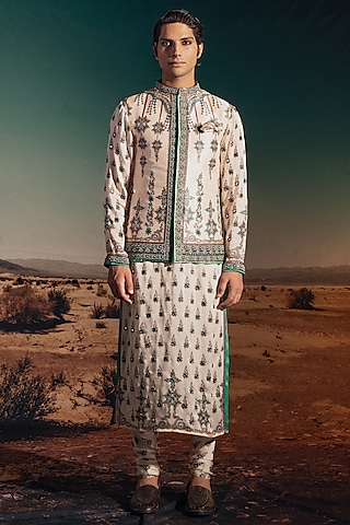 White Dupion Silk Printed & Embroidered Bundi Jacket Set by Rajdeep Ranawat Men