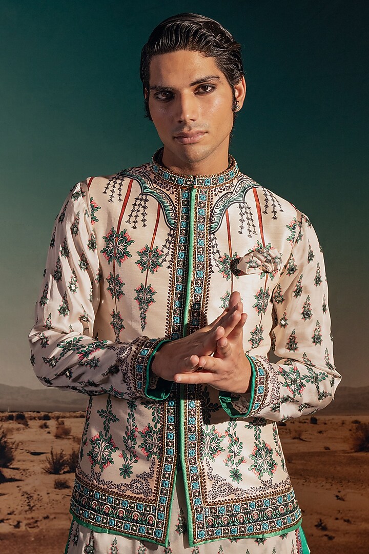 White Dupion Silk Printed & Embroidered Bundi Jacket Set by Rajdeep Ranawat Men at Pernia's Pop Up Shop