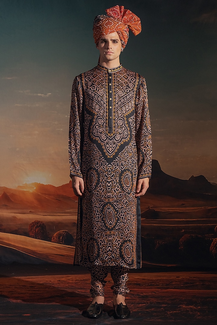 Black Dupion Silk Printed Bundi Jacket Set by Rajdeep Ranawat Men at Pernia's Pop Up Shop