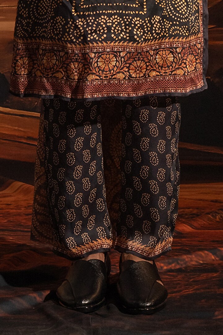 Multi-Colored Dupion Silk Printed & Embroidered Groom Indowestern Set by Rajdeep Ranawat Men at Pernia's Pop Up Shop