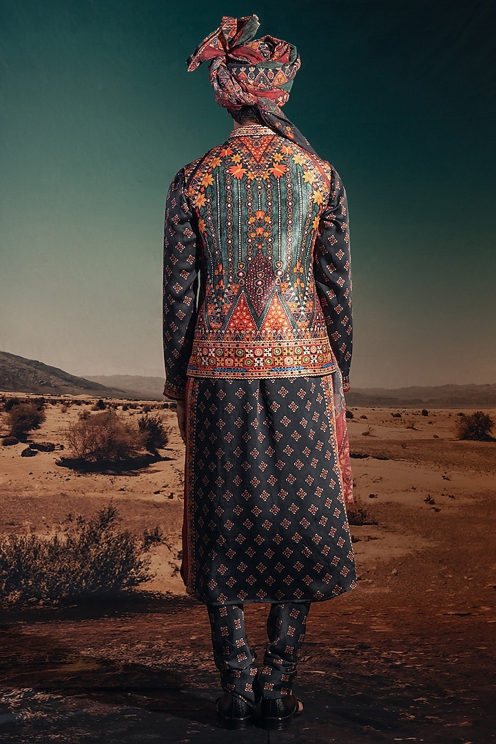Charcoal Dupion Silk Printed Bundi Jacket Set by Rajdeep Ranawat Men at Pernia's Pop Up Shop