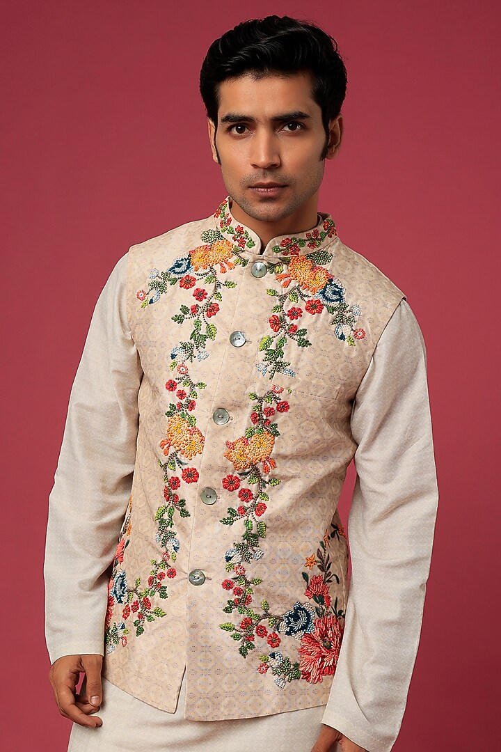Sand Bundi Jacket With Kurta Set by Rajdeep Ranawat Men at Pernia's Pop Up Shop