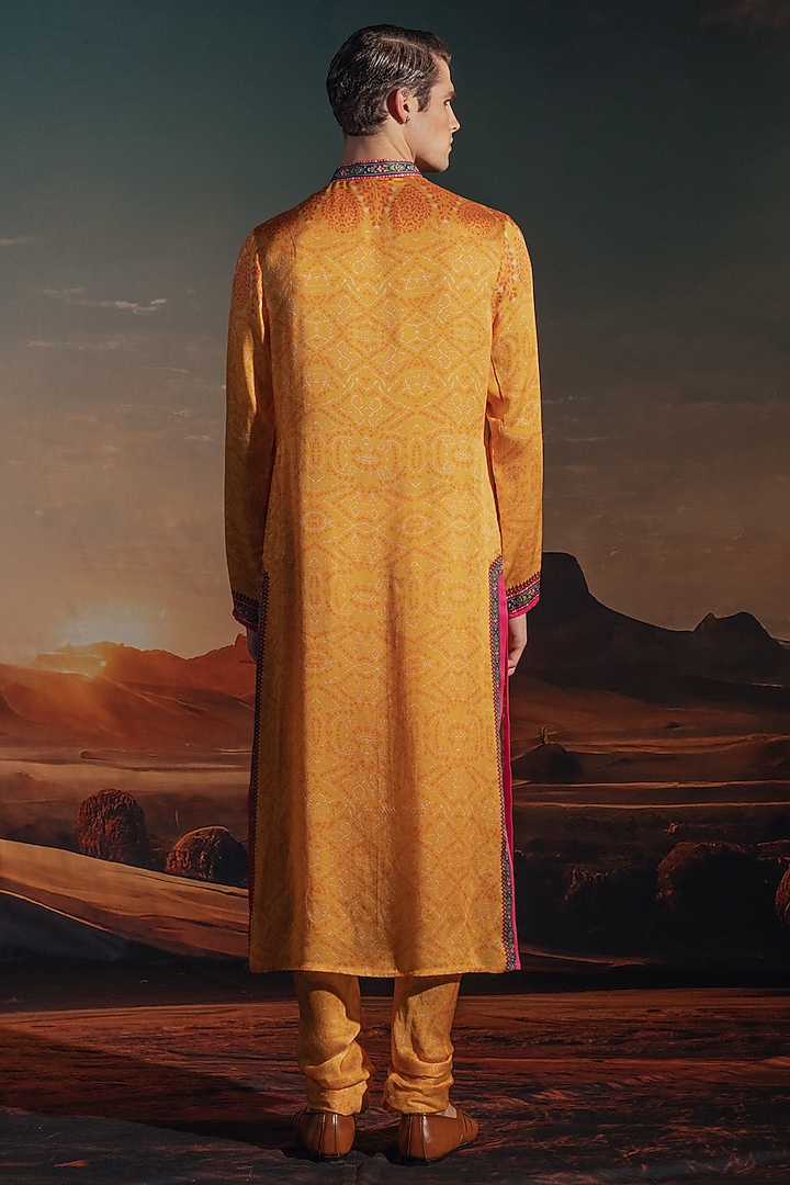 Marigold Yellow Bemberg Satin Printed Kurta Set by Rajdeep Ranawat Men at Pernia's Pop Up Shop