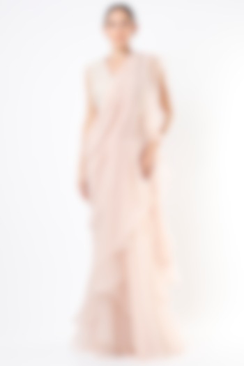 Chalk Pink Chiffon & Organza Ruffled Draped Reception Saree Set by Ridhi Mehra at Pernia's Pop Up Shop