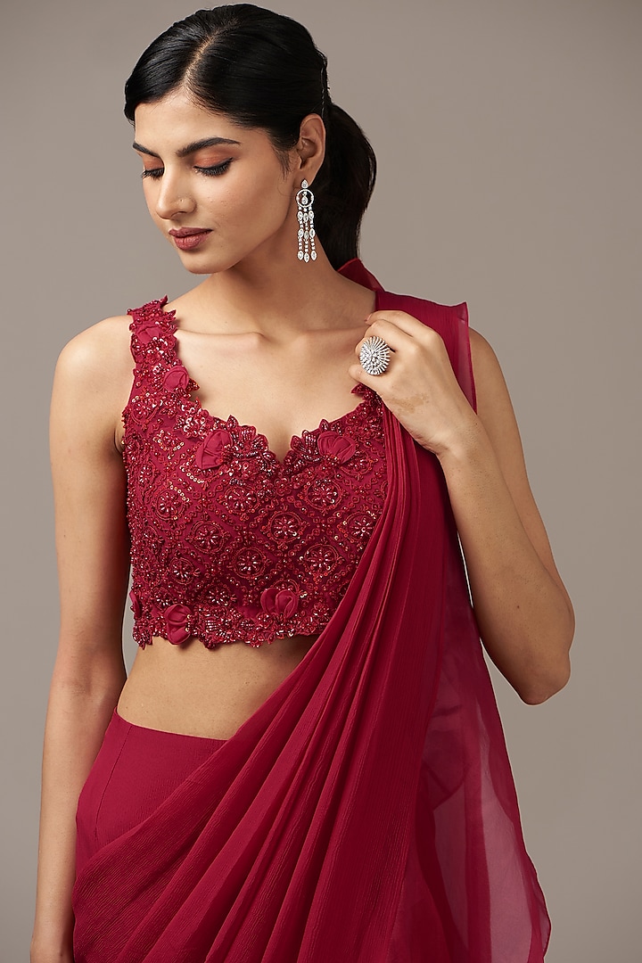Red Chiffon Draped Ruffled Reception Saree Set by Ridhi Mehra at Pernia's Pop Up Shop