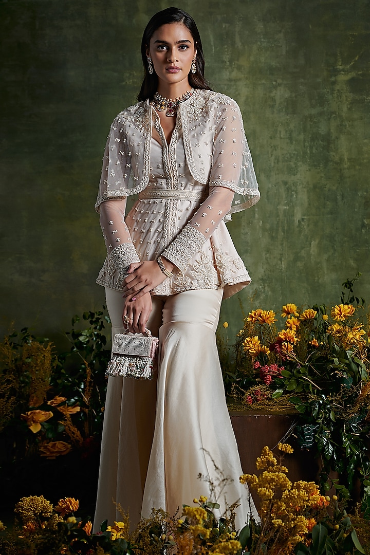 Ivory Embroidered Gharara Set With Belt by Ridhi Mehra at Pernia's Pop Up Shop