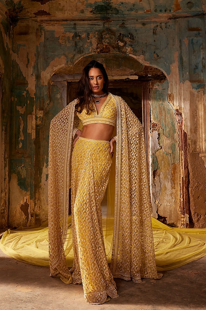 Yellow Net Embroidered Skirt Set by Ridhi Mehra