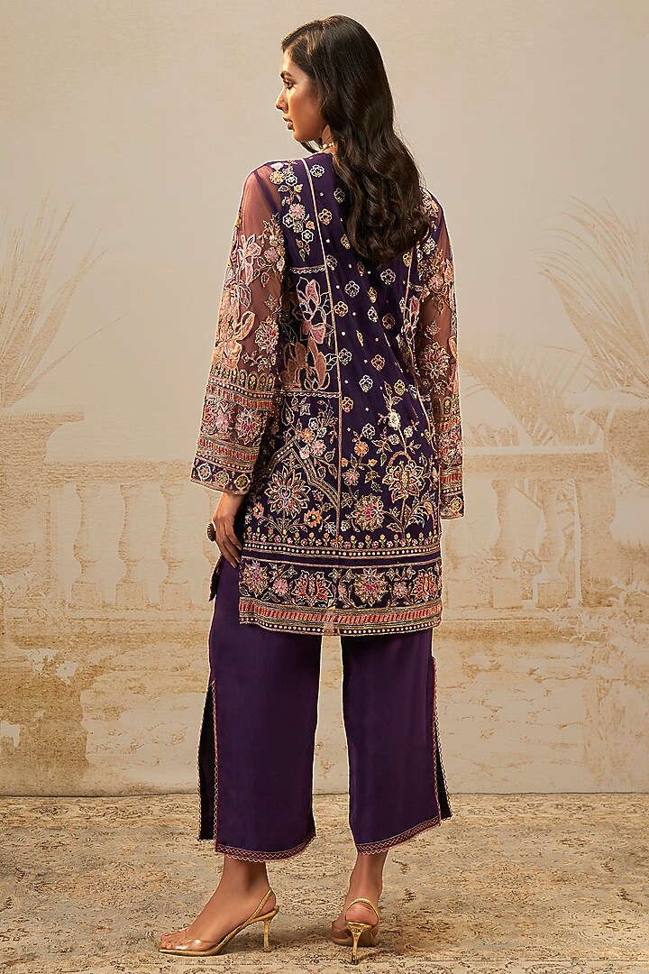 Purple Net Floral Embroidered Kurta Set by Ridhi Mehra at Pernia's Pop Up Shop