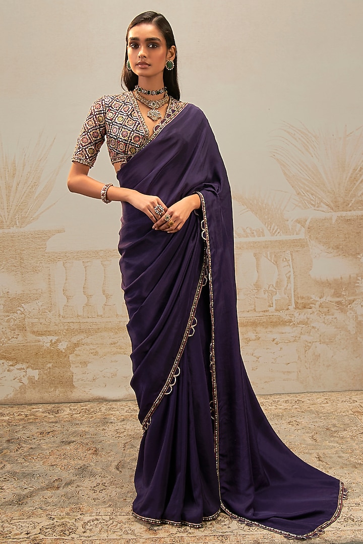 Purple Silk  Geometric Pattern Scalloped Saree Set by Ridhi Mehra