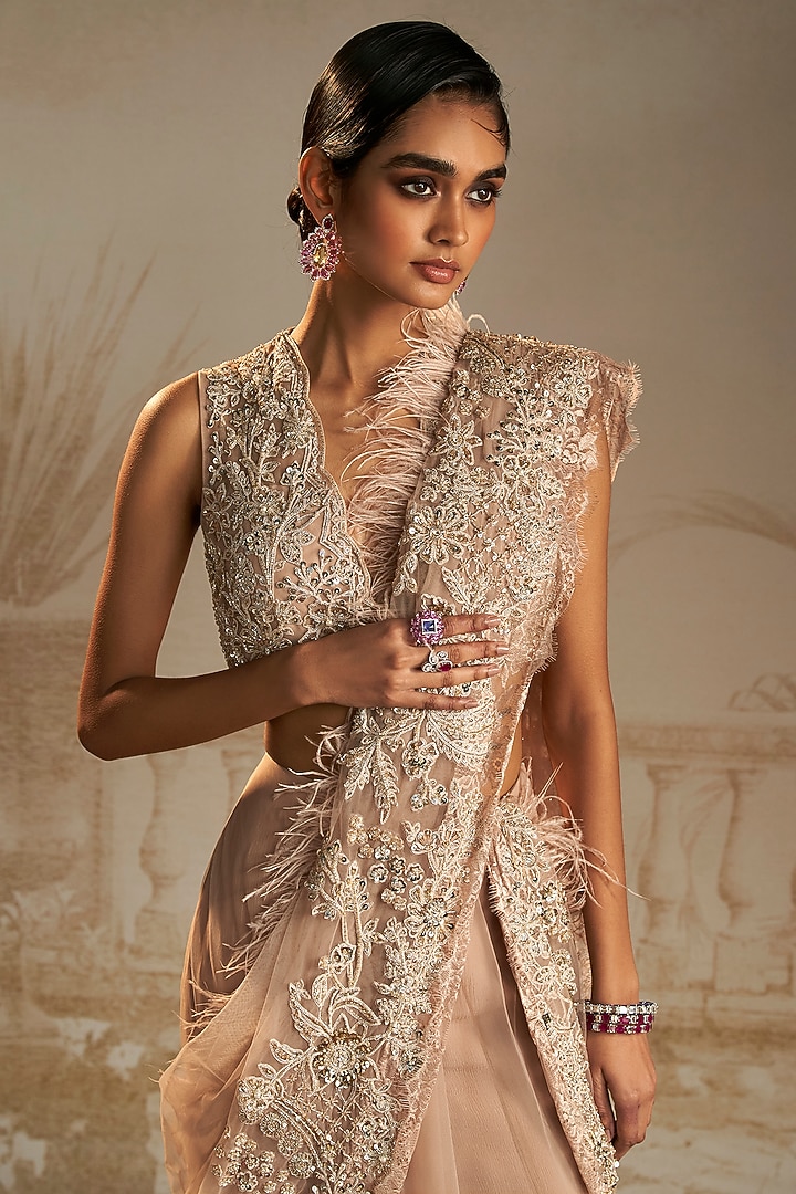 Champagne Net Feather Embellished Bridal Saree Set by Ridhi Mehra at Pernia's Pop Up Shop