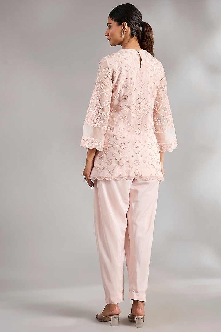 Powder Pink Organza Kurta Set by Ridhi Mehra at Pernia's Pop Up Shop