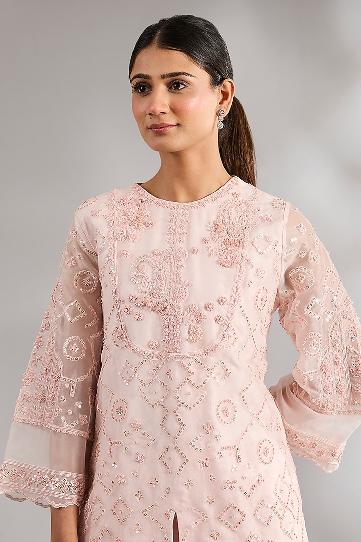 Powder Pink Organza Kurta Set by Ridhi Mehra at Pernia's Pop Up Shop
